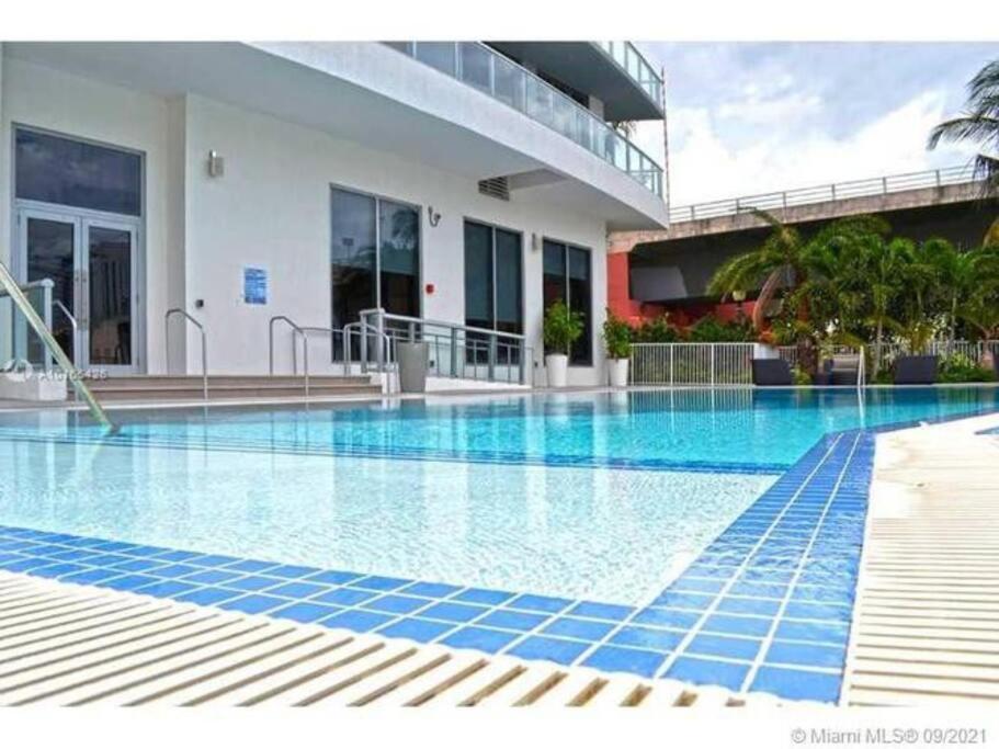 Ocean View 2Br 2Bth Hallandale Beach Miami Ft Lauderdale Eksteriør bilde